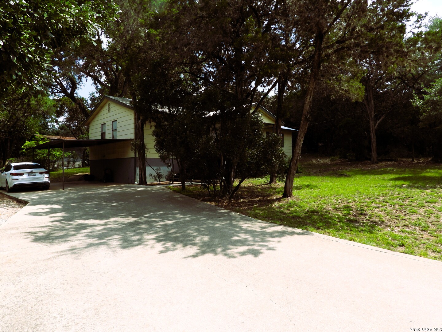 main property photo 46