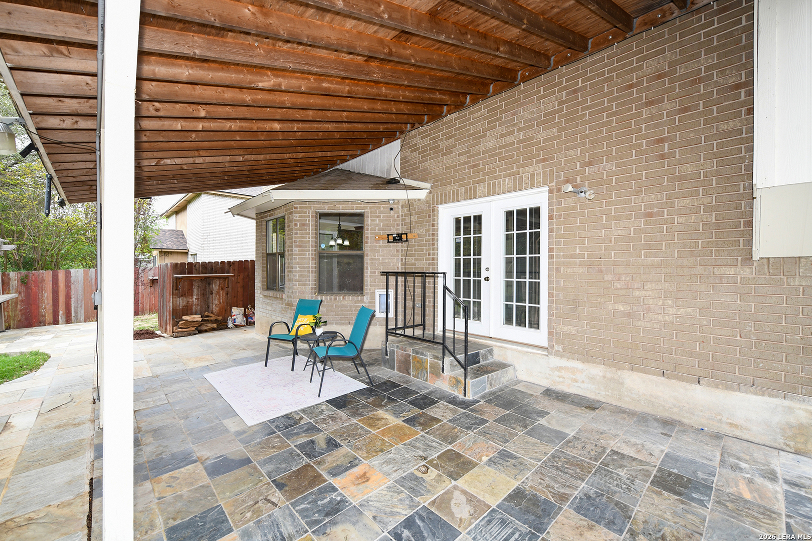 main property photo 37