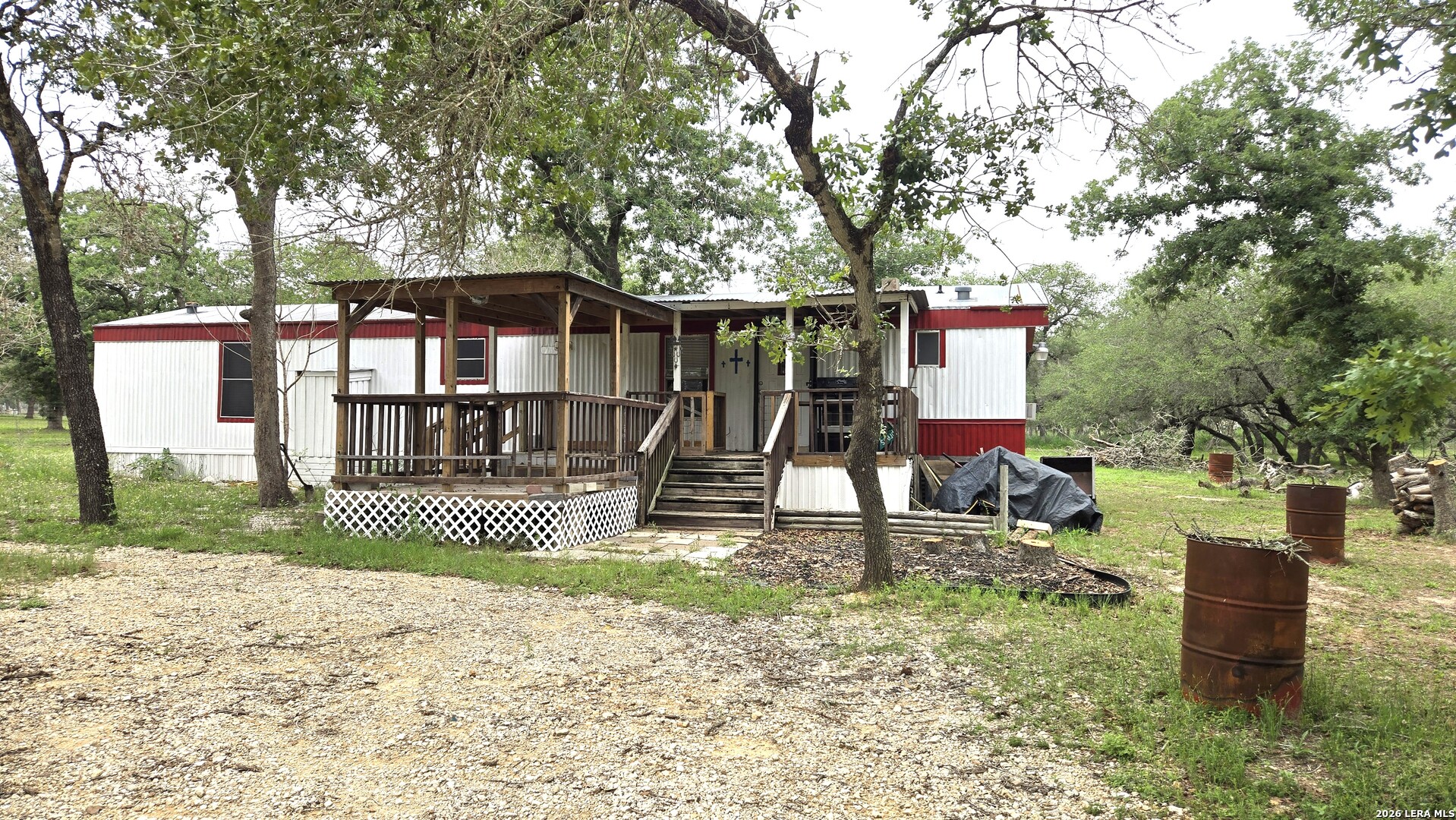 main property photo 18