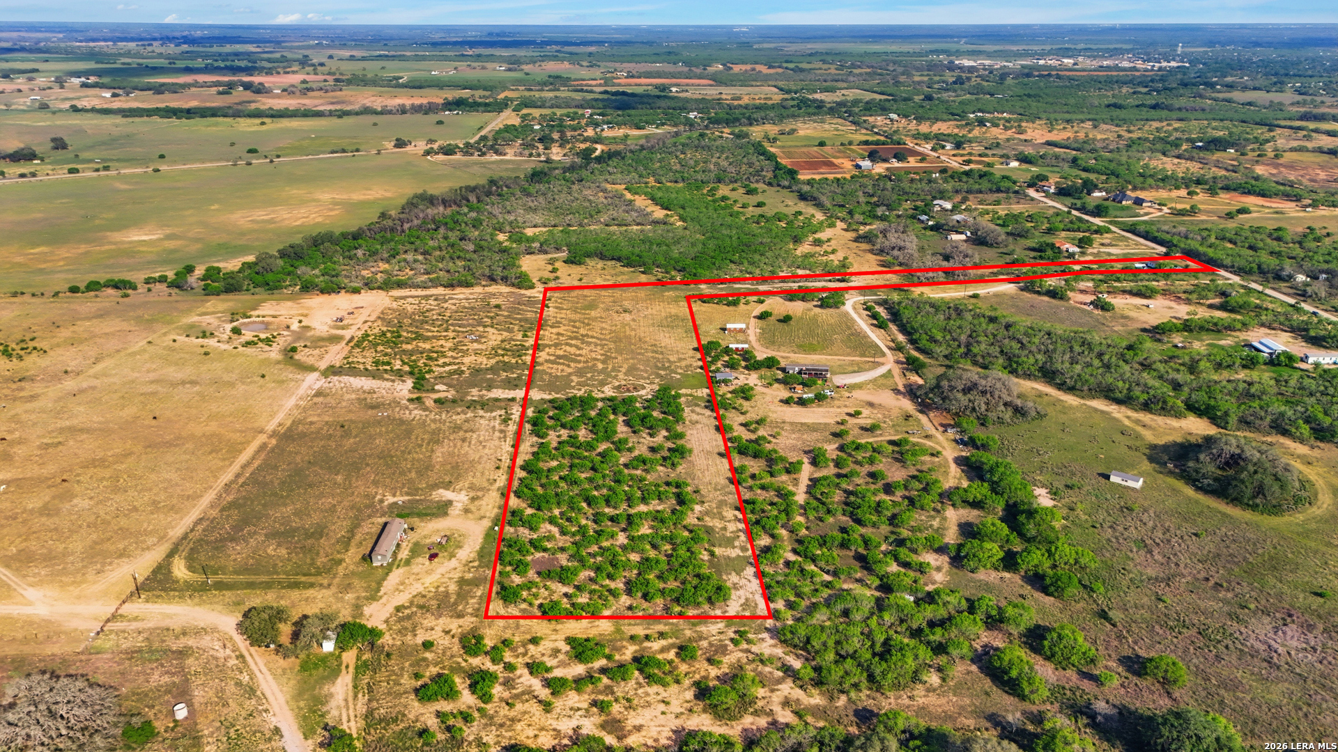 main property photo 10