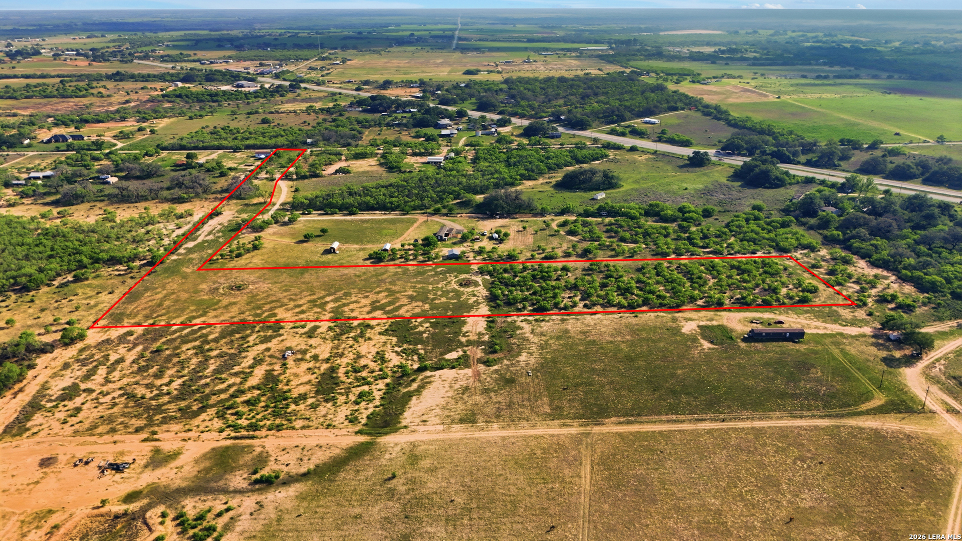 main property photo 11