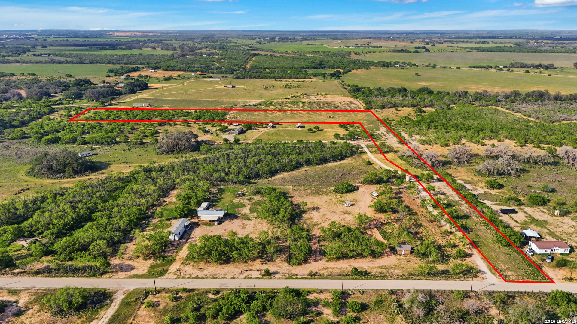 main property photo 6