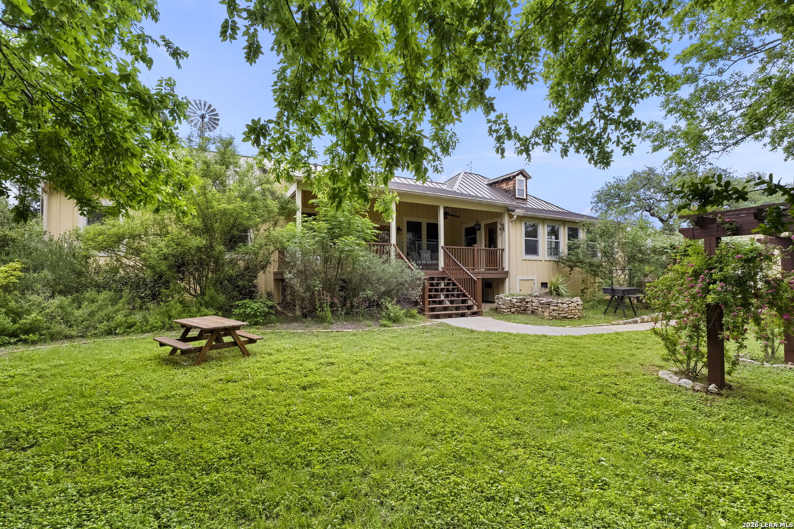 main property photo 38