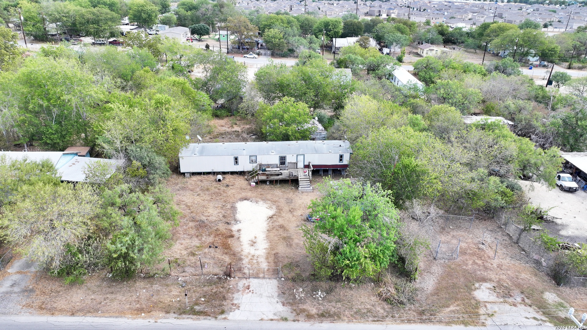 main property photo 4