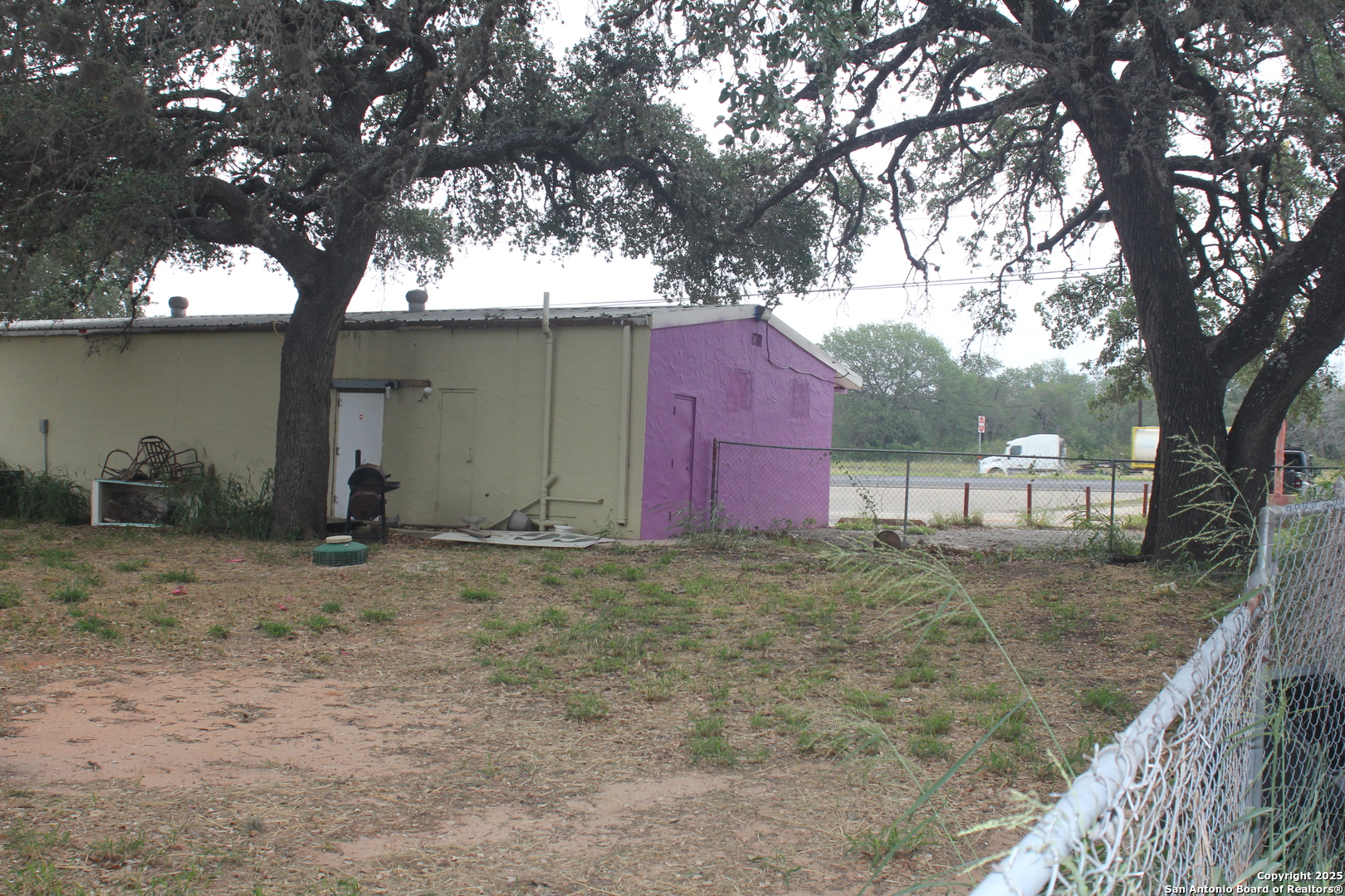 main property photo 35