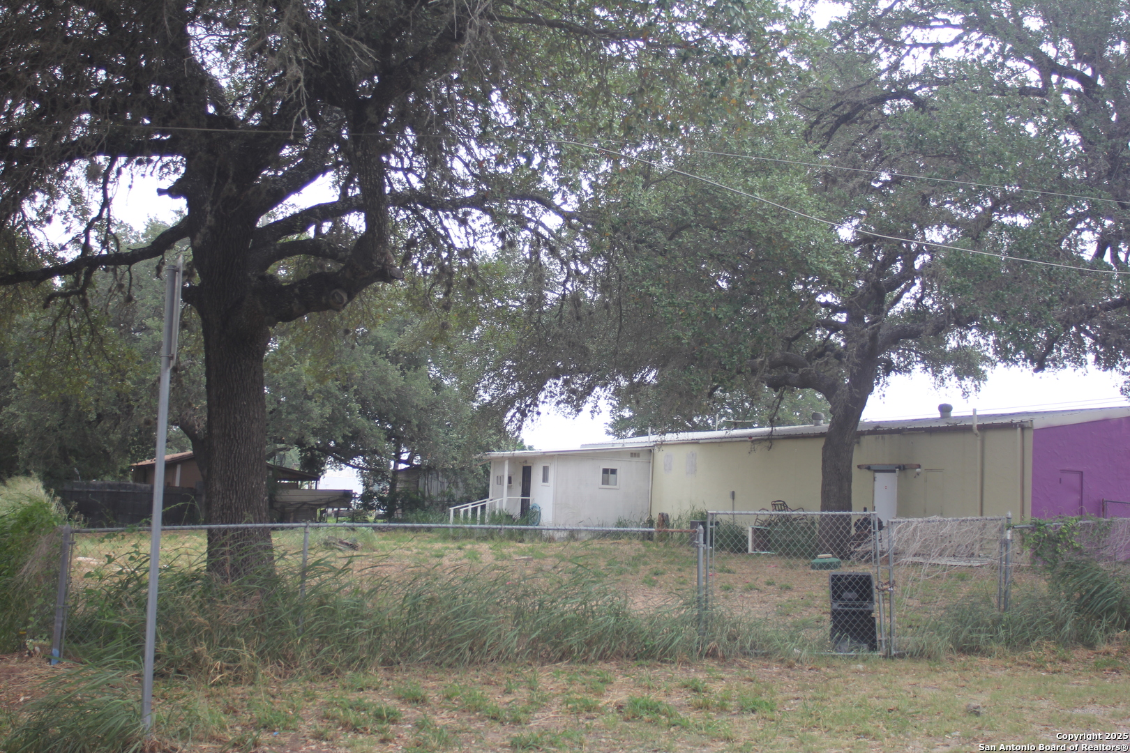 main property photo 36