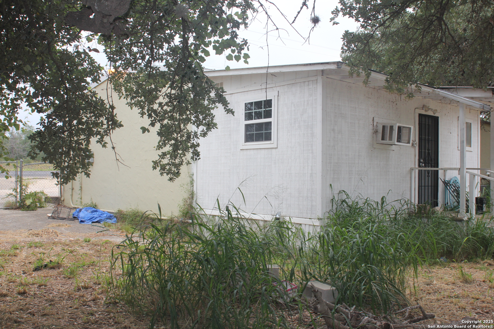 main property photo 43