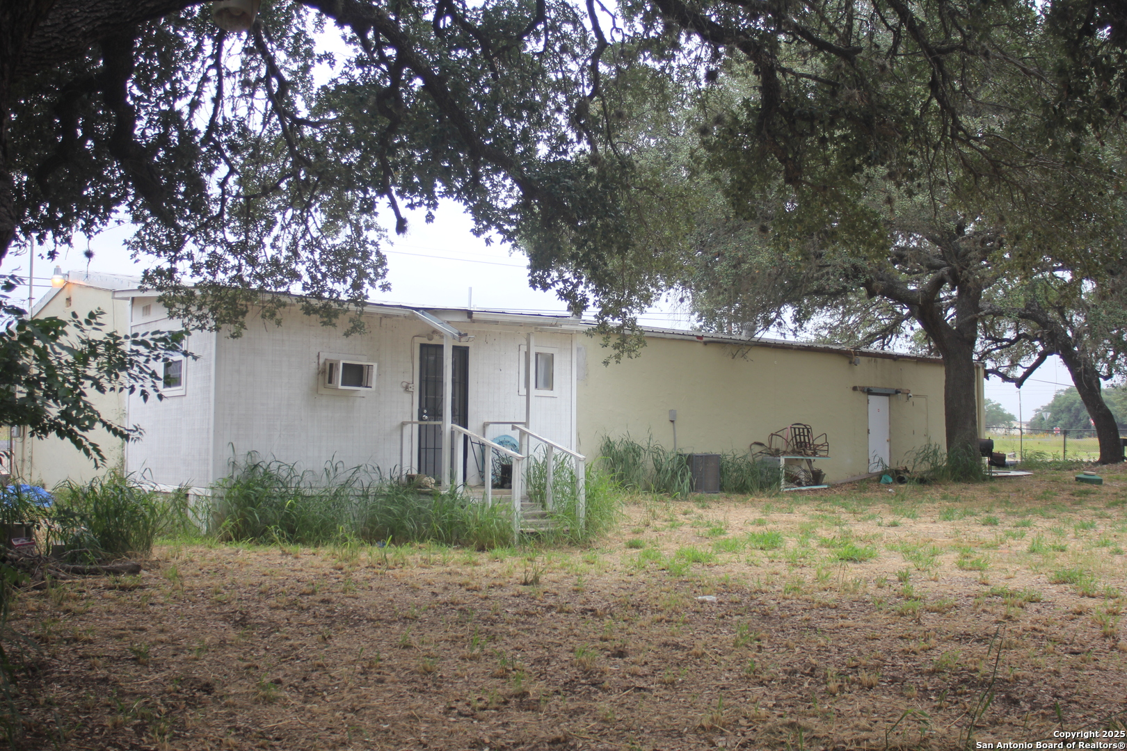 main property photo 45
