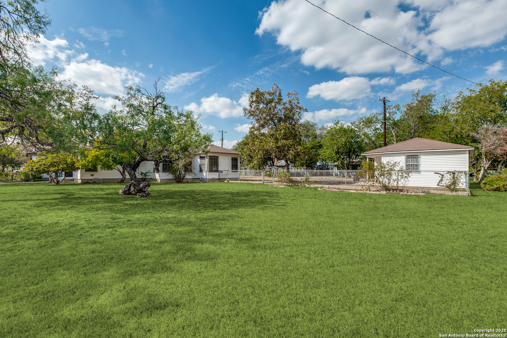 main property photo 21