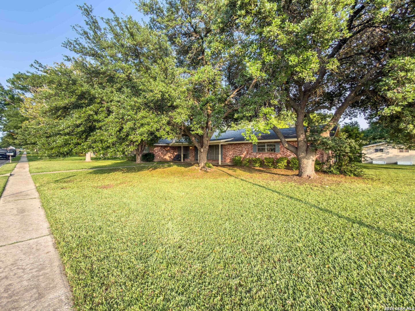 main property photo 38