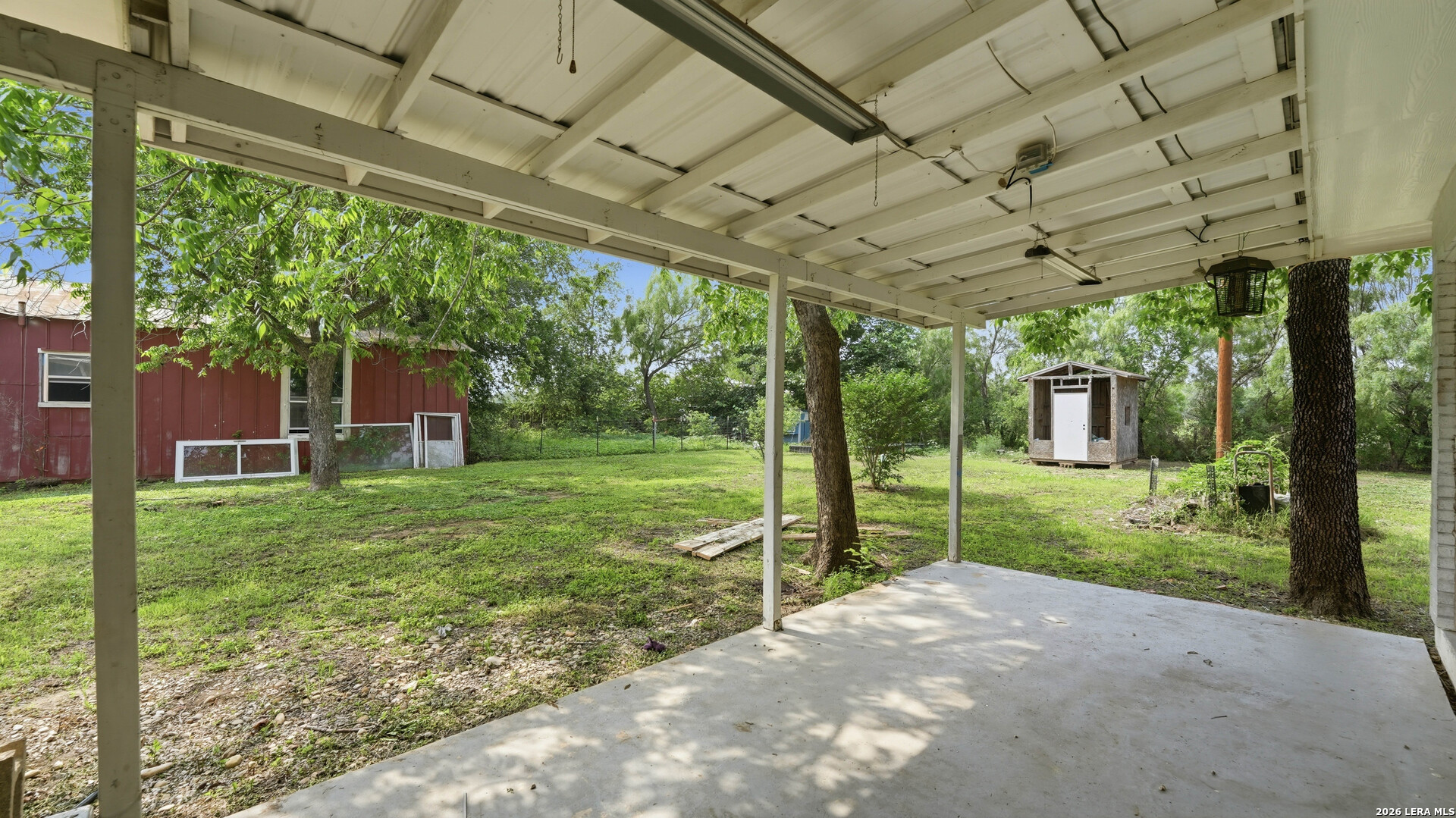 main property photo 22