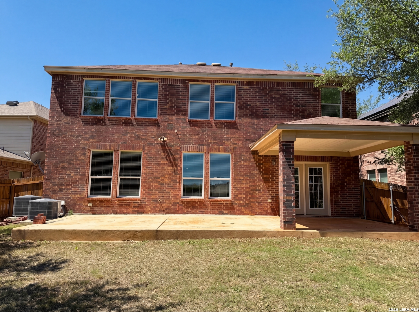 main property photo 4
