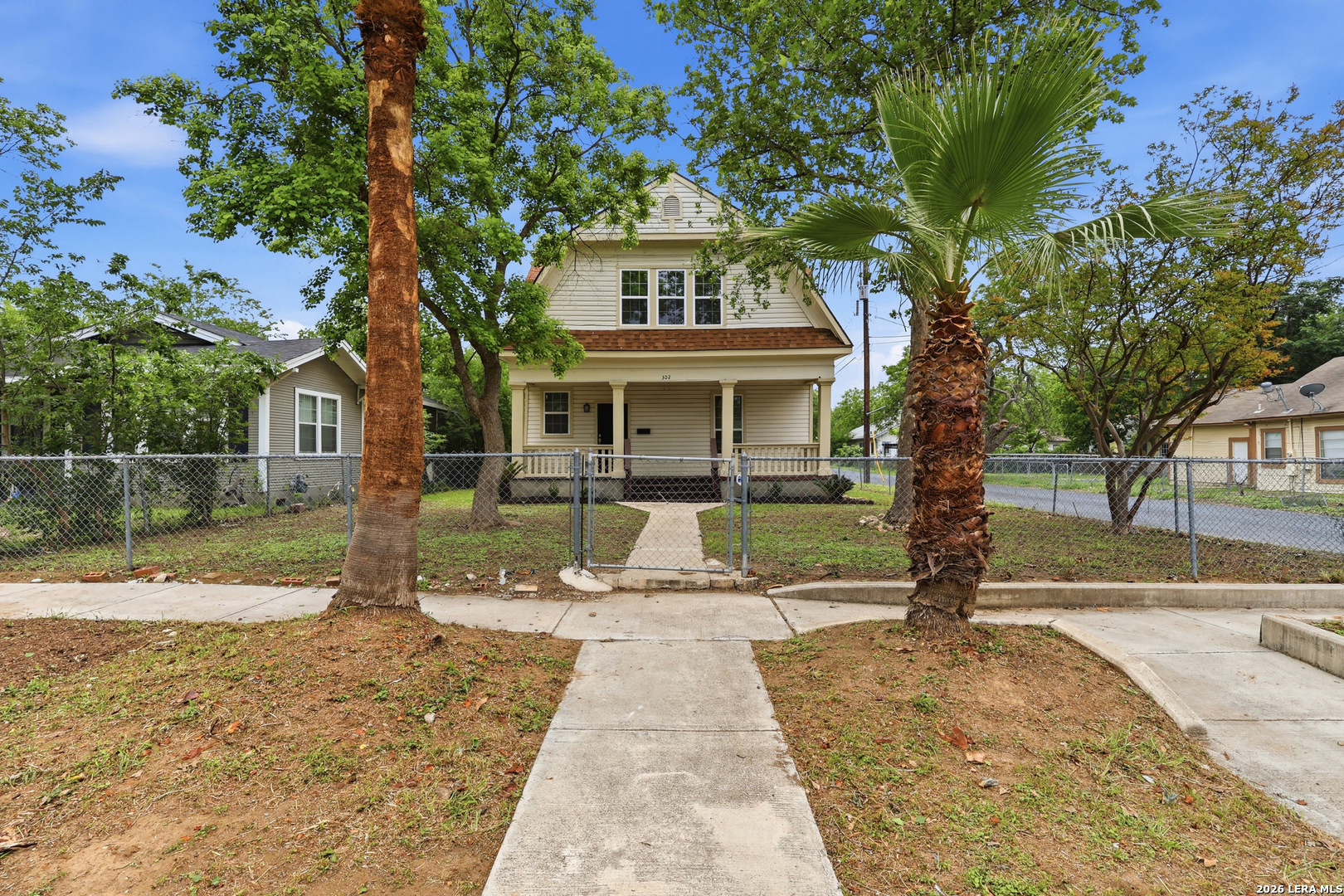 main property photo 25