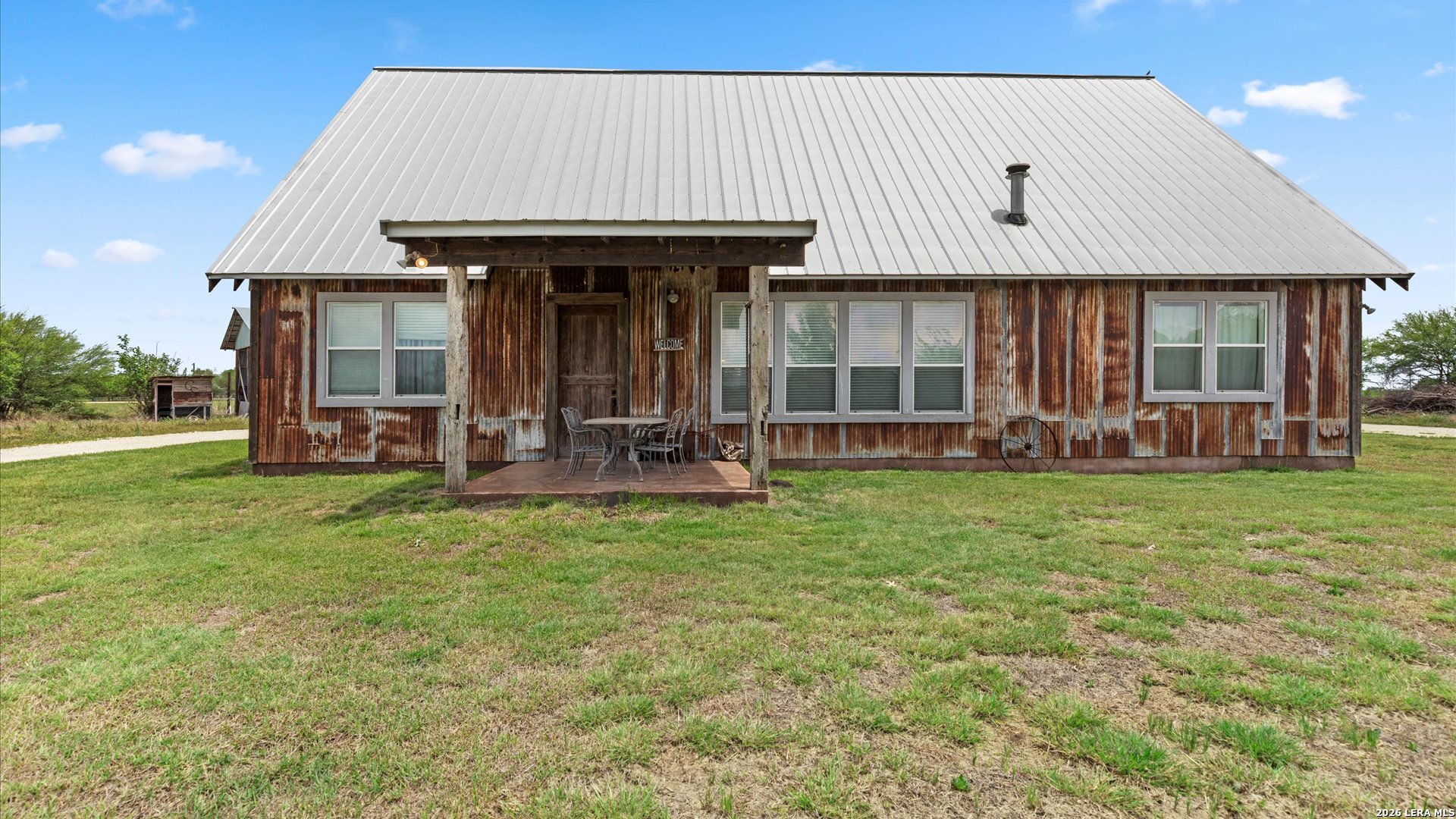 main property photo 2