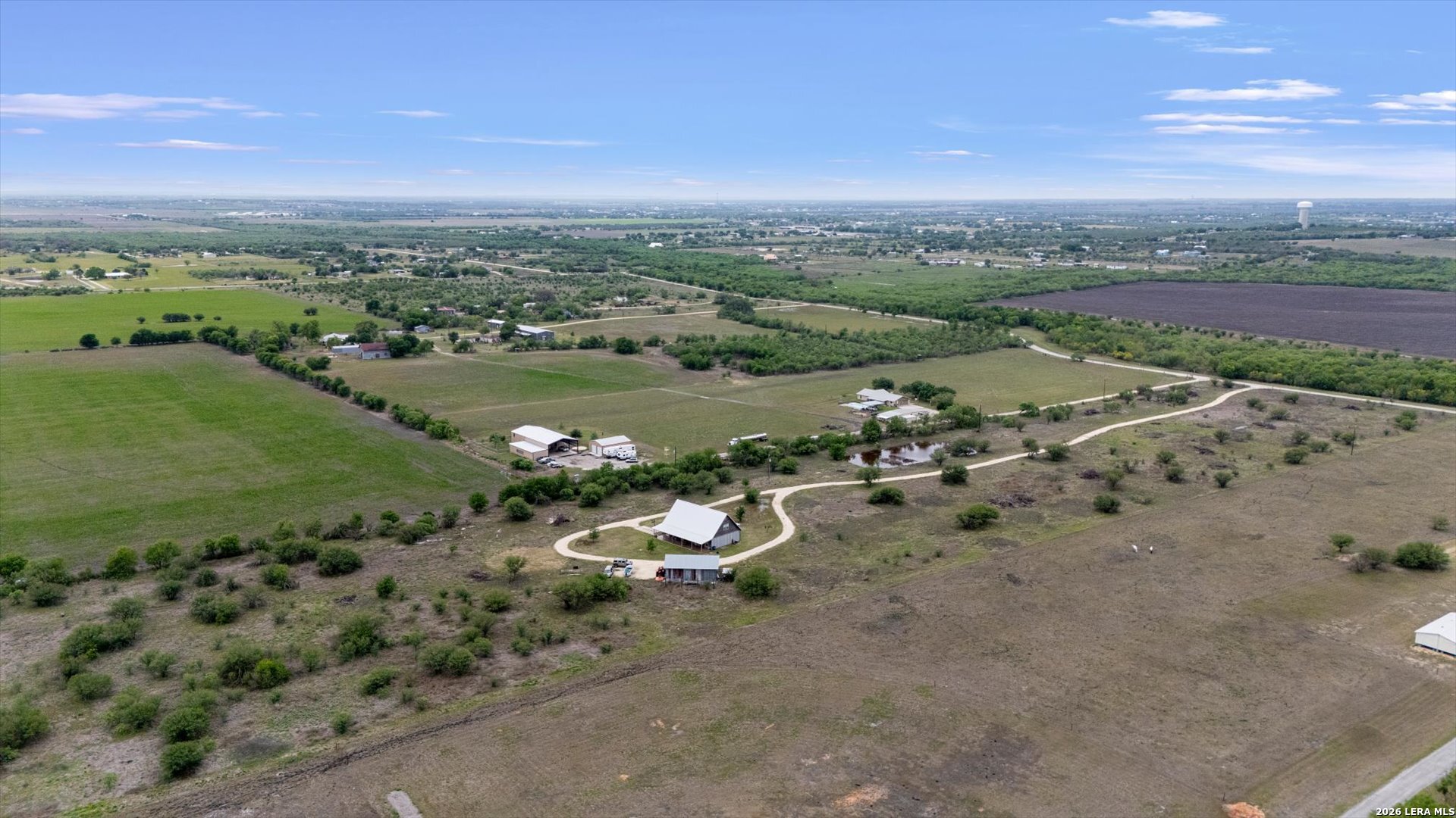 main property photo 26