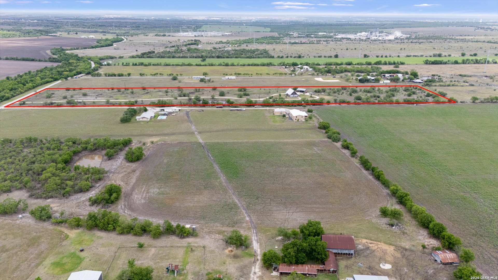 main property photo 29