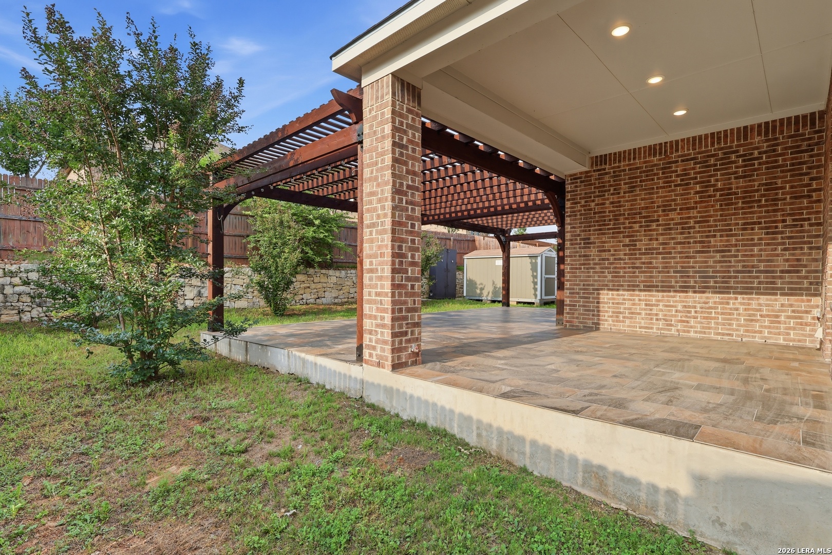 main property photo 36