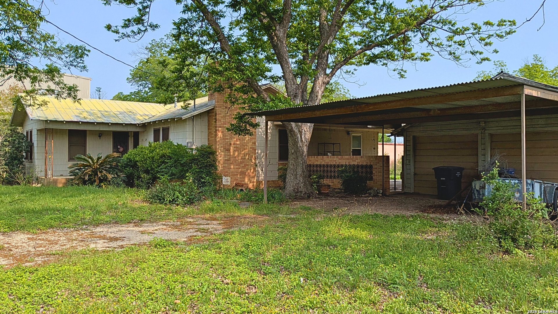 main property photo 20
