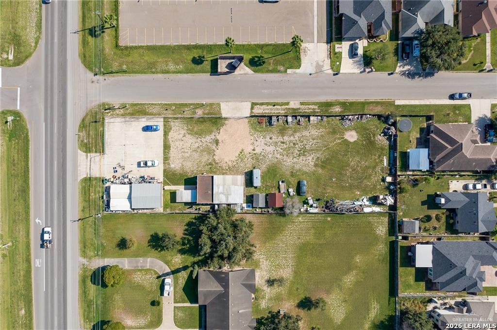 main property photo 7