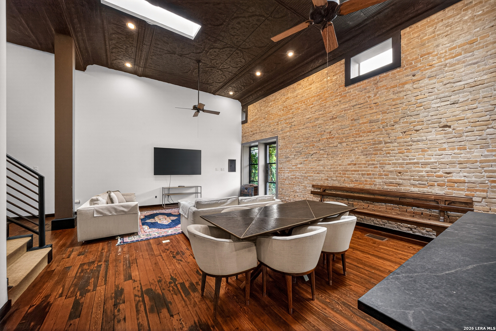 main property photo 60