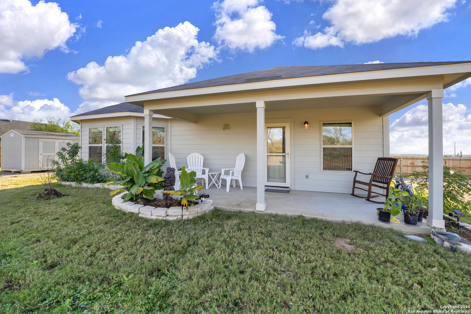main property photo 39
