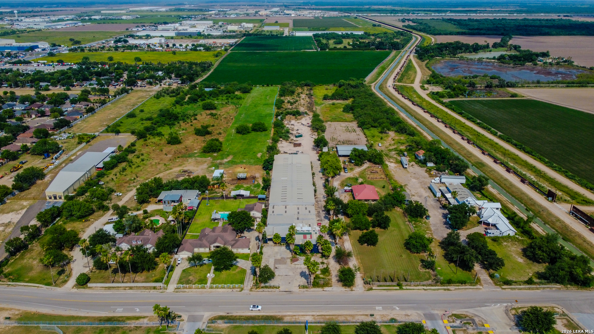 main property photo 12