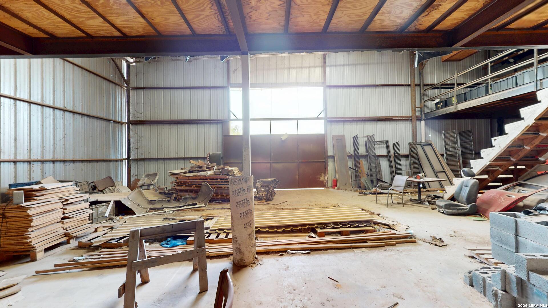 main property photo 19