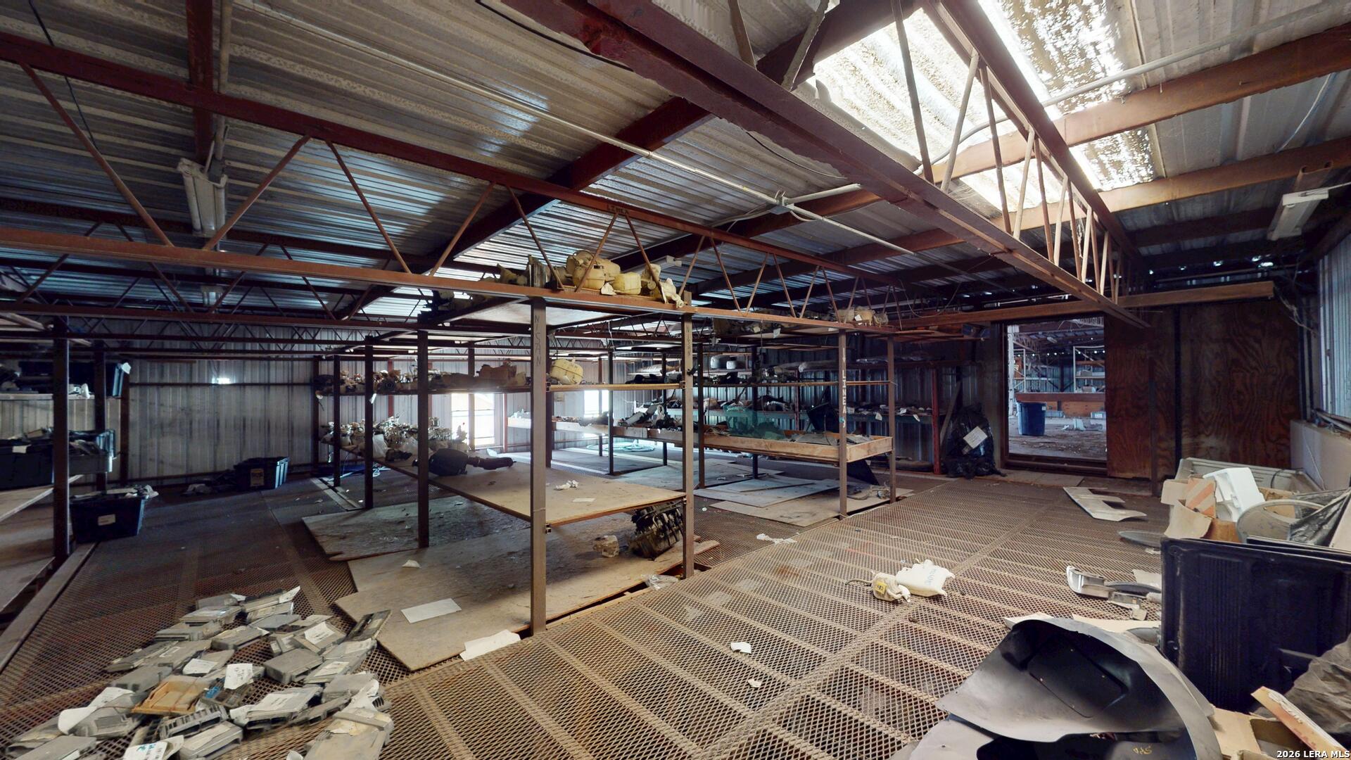 main property photo 39