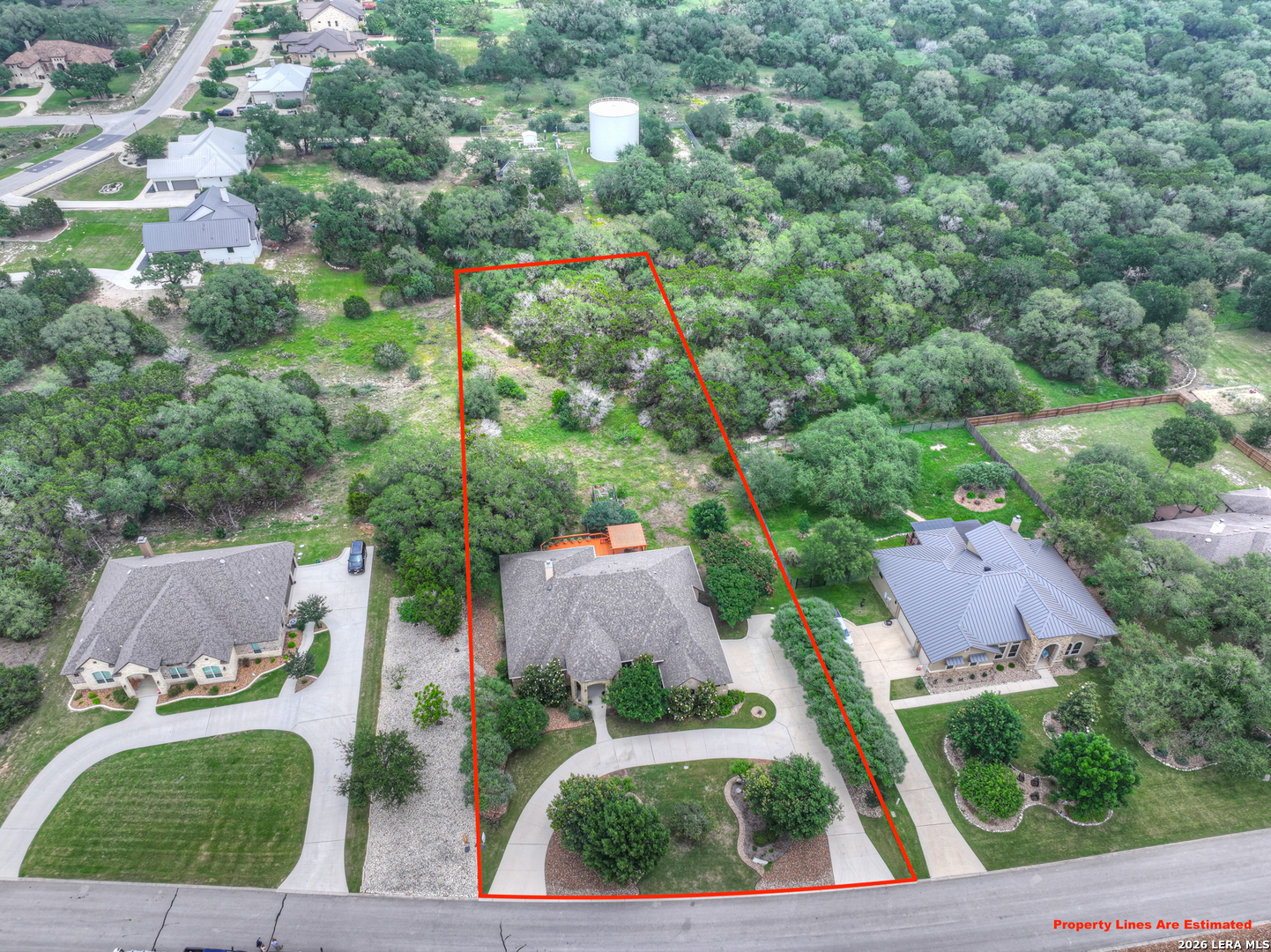main property photo 4