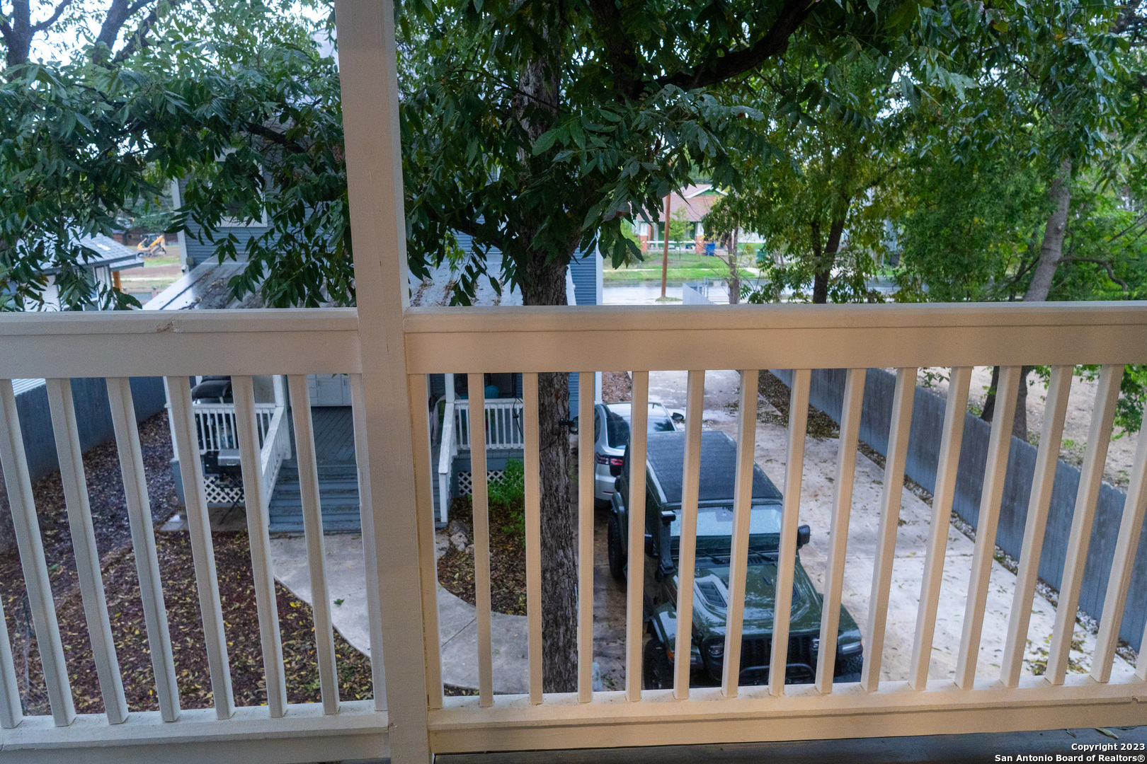 main property photo 30