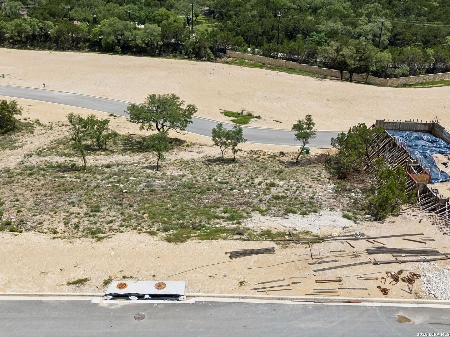 main property photo 8