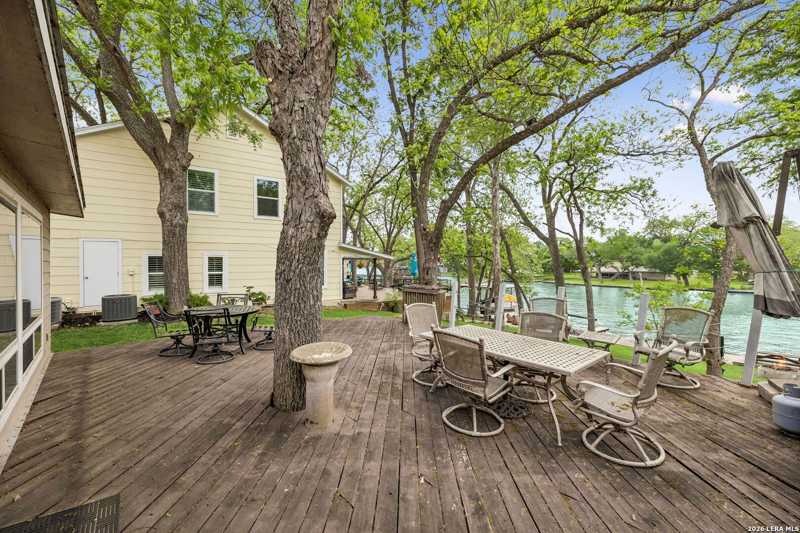 main property photo 17