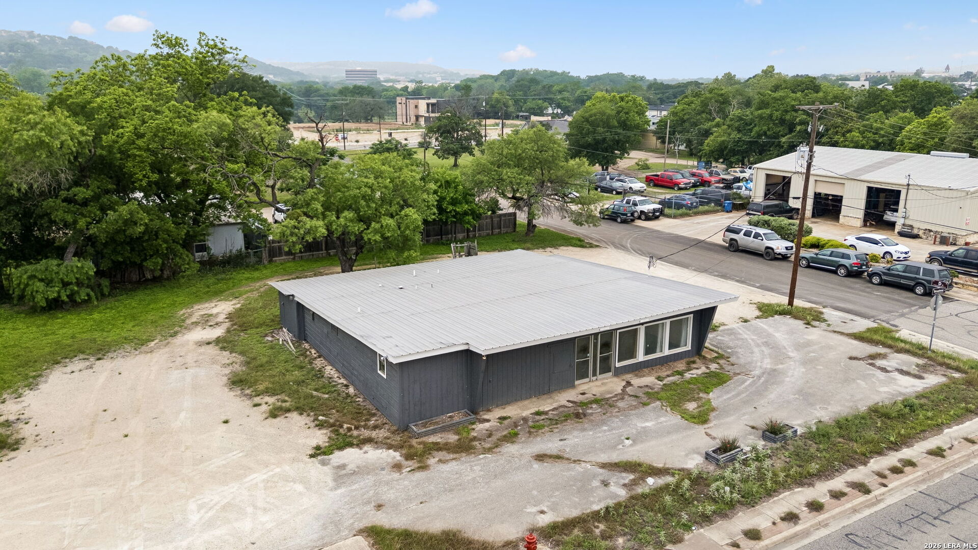 main property photo 26