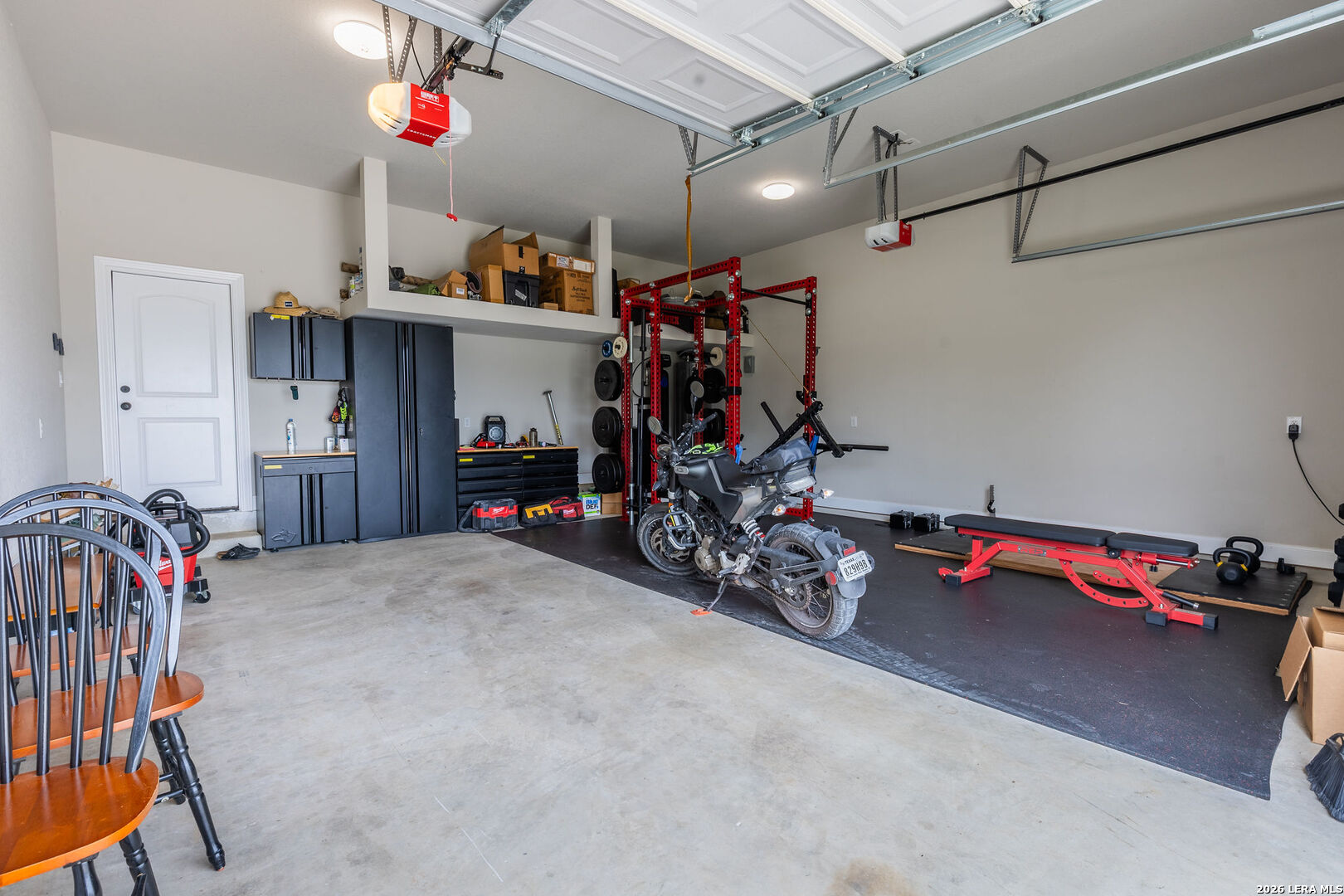 main property photo 24