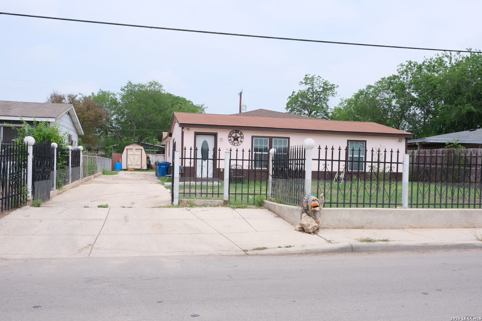 main property photo 44