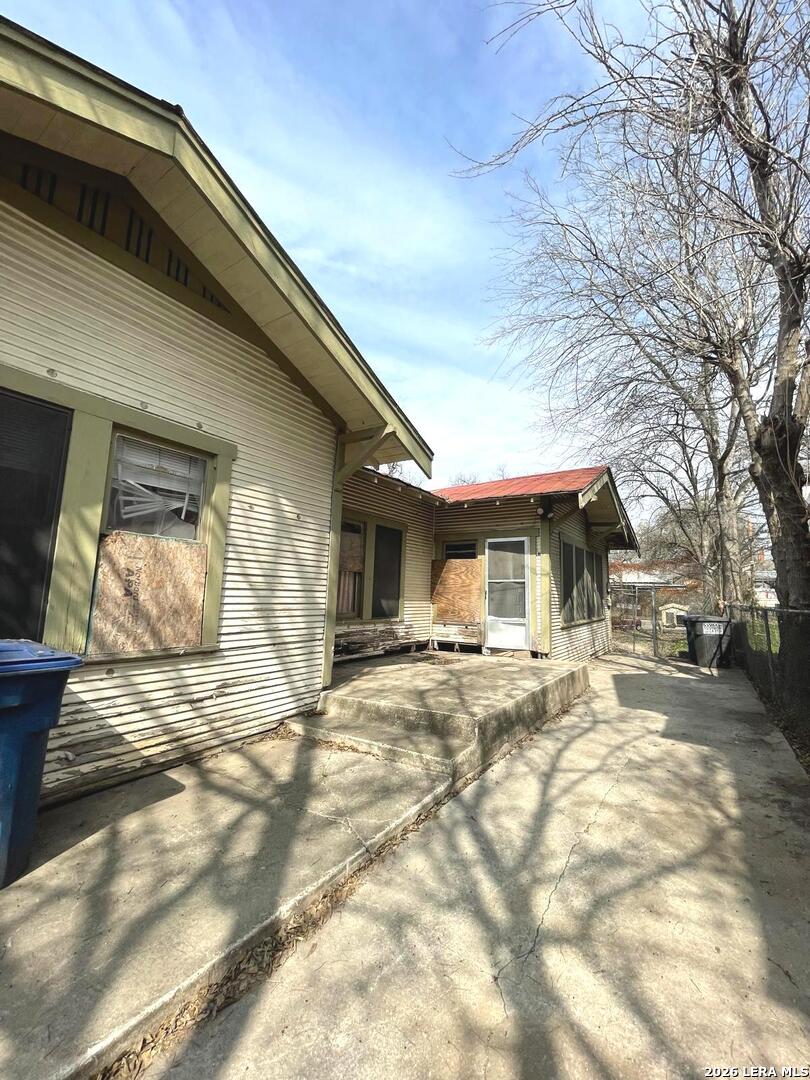 main property photo 15