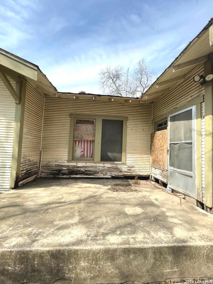 main property photo 18