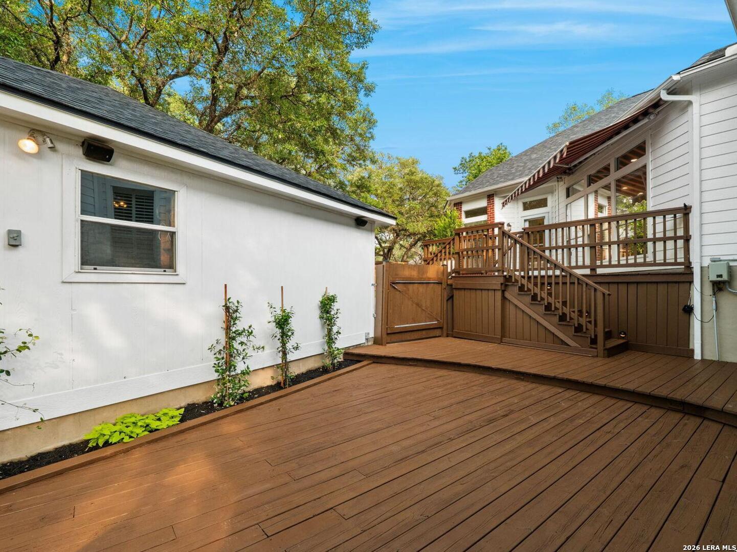 main property photo 34