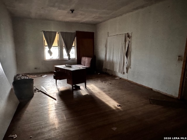 main property photo 6