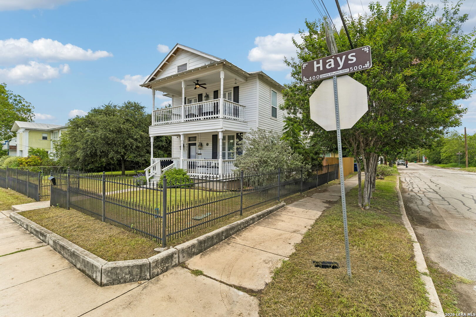 main property photo 3