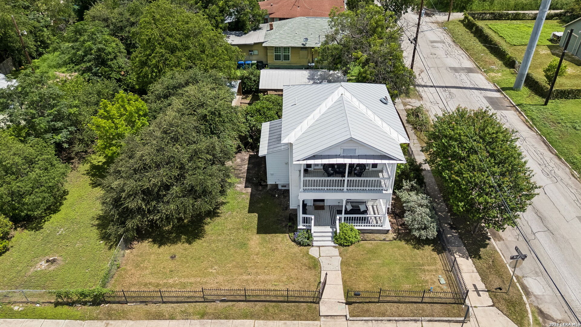 main property photo 42