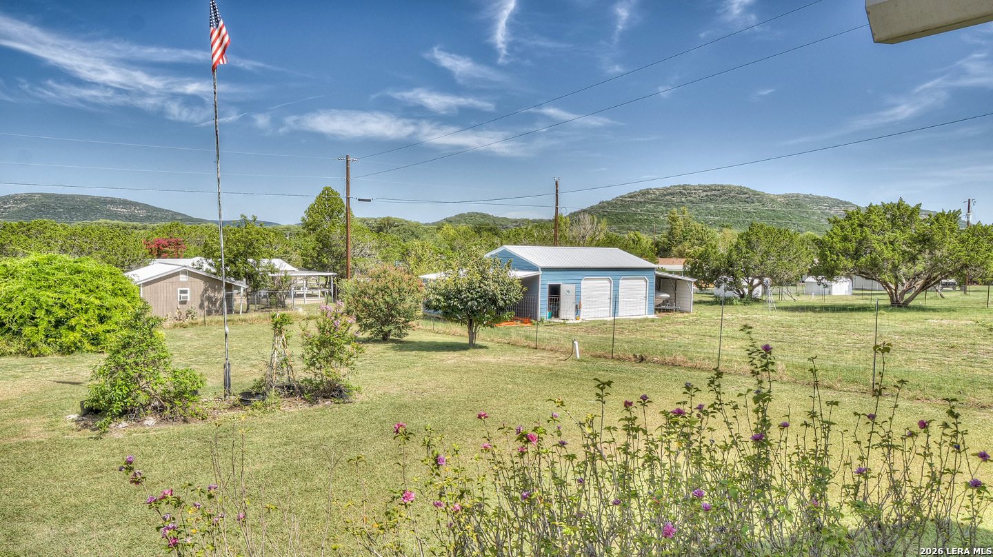 main property photo 9