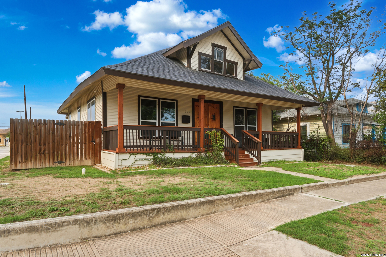 main property photo 23
