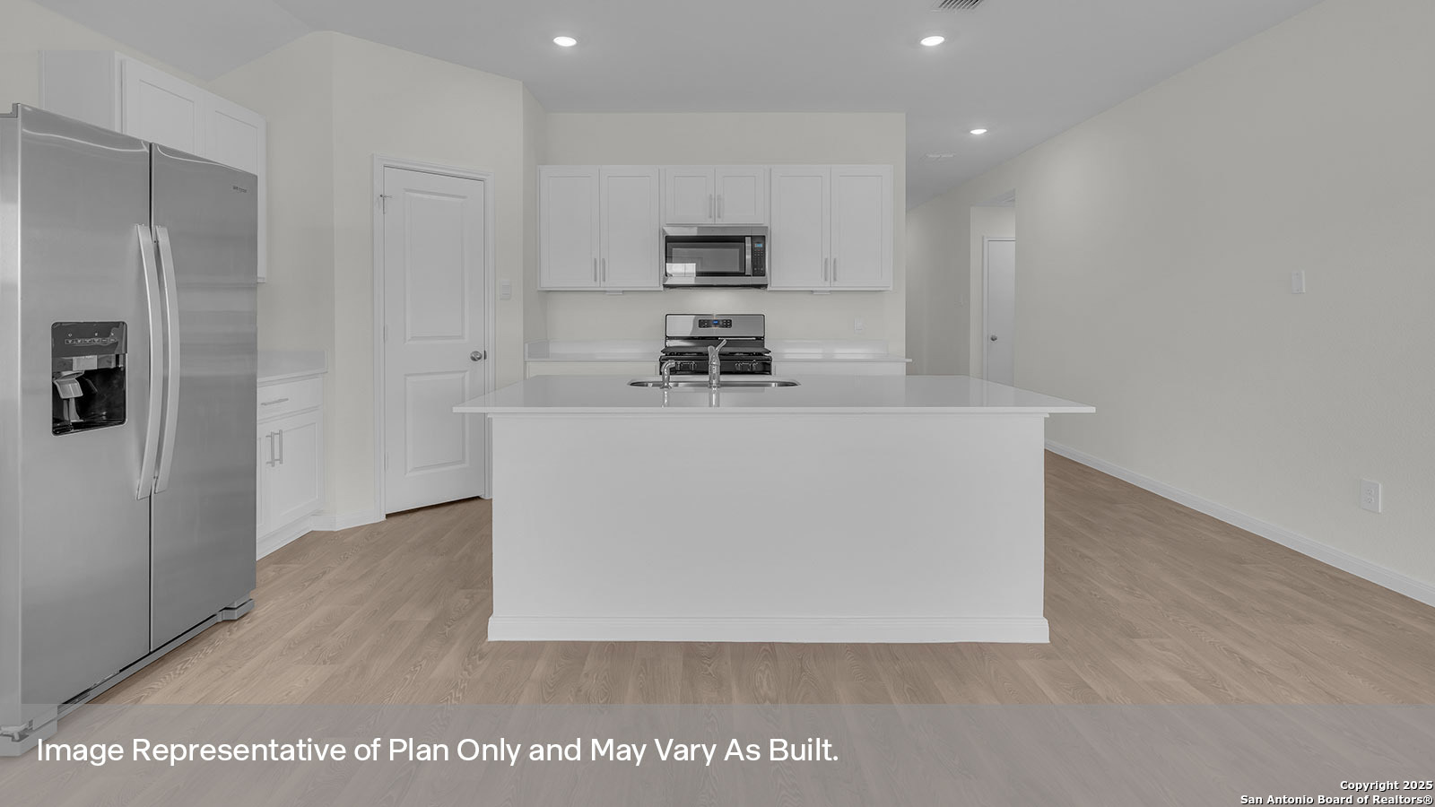 main property photo 11