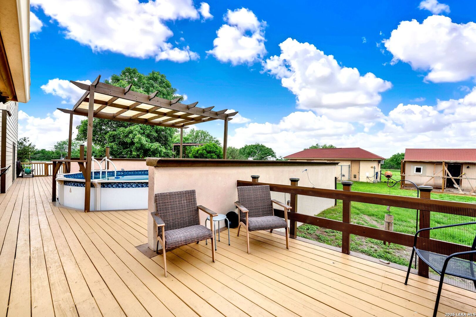 main property photo 34