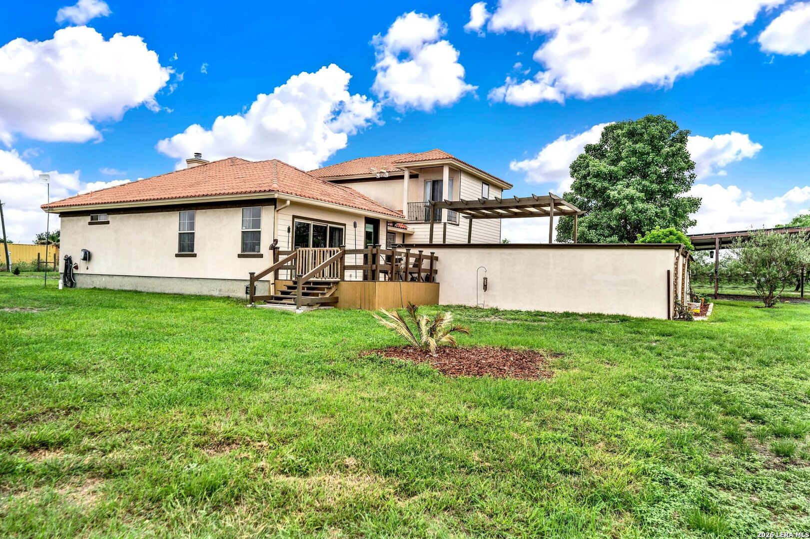 main property photo 37