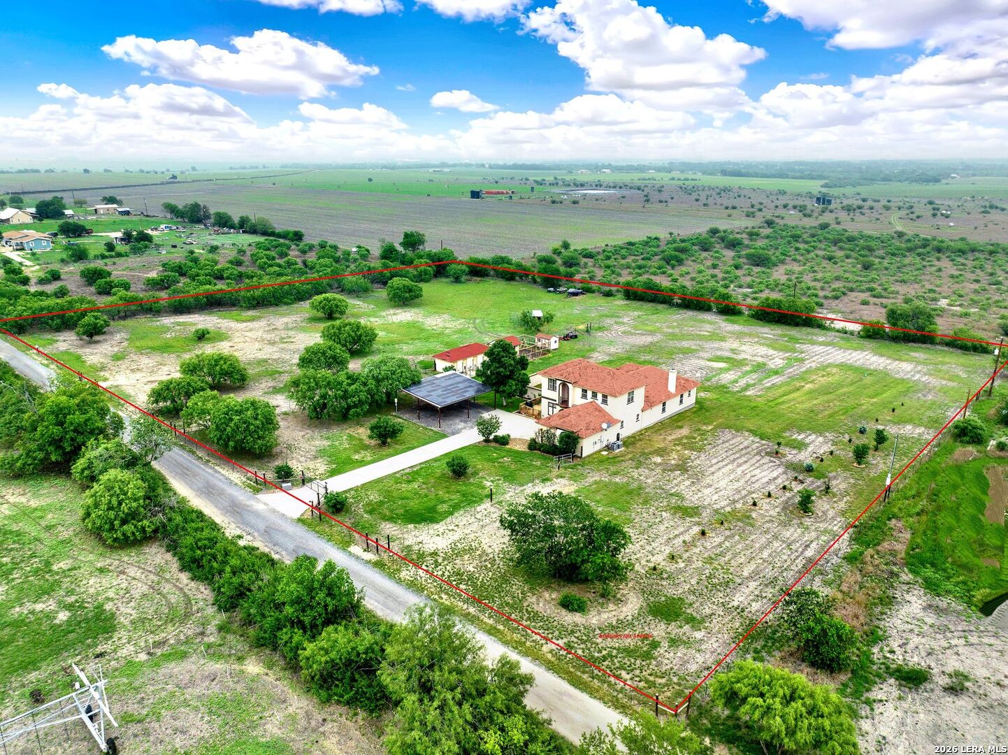 main property photo 41