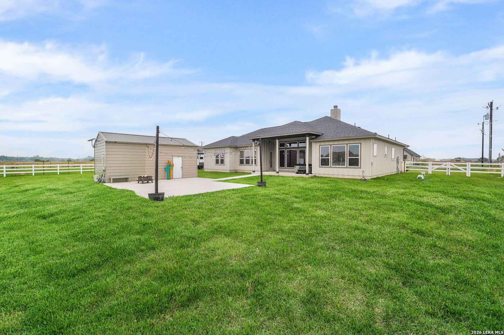 main property photo 31
