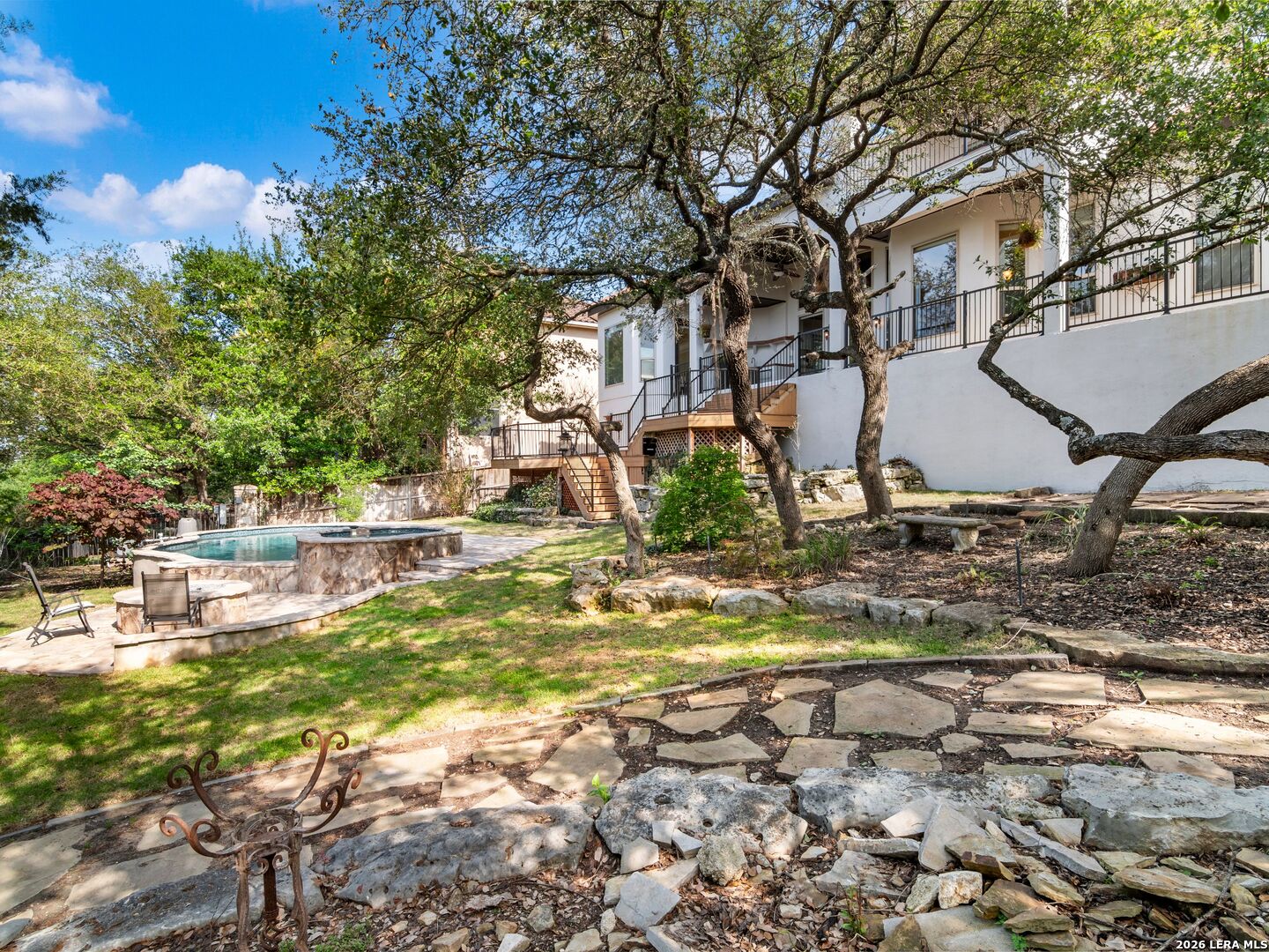 main property photo 50