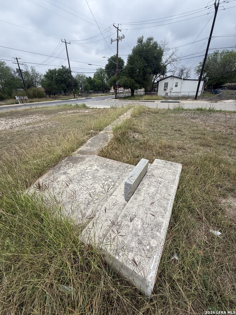 main property photo 10